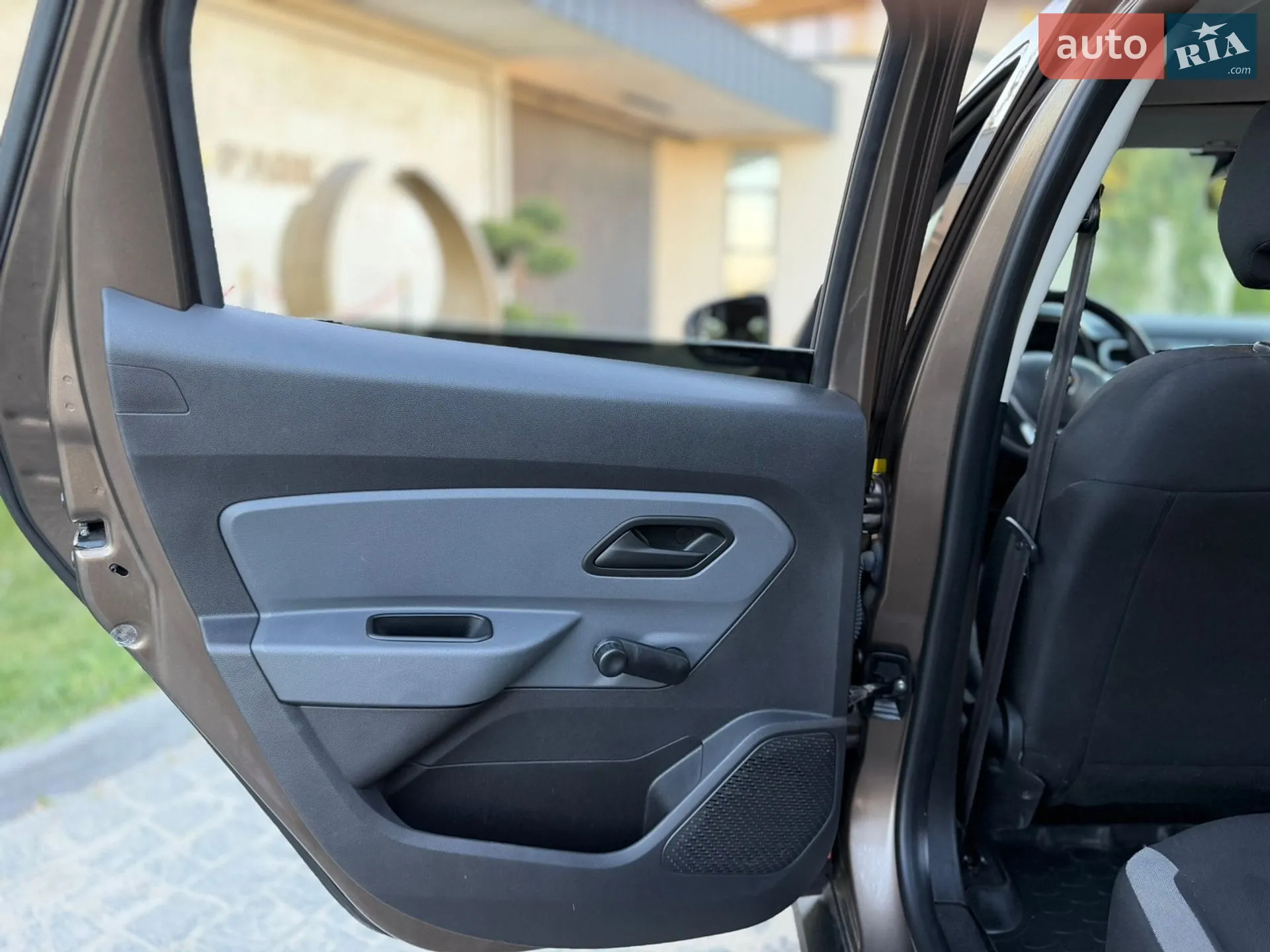 2018 Renault Duster - мініатюра 34