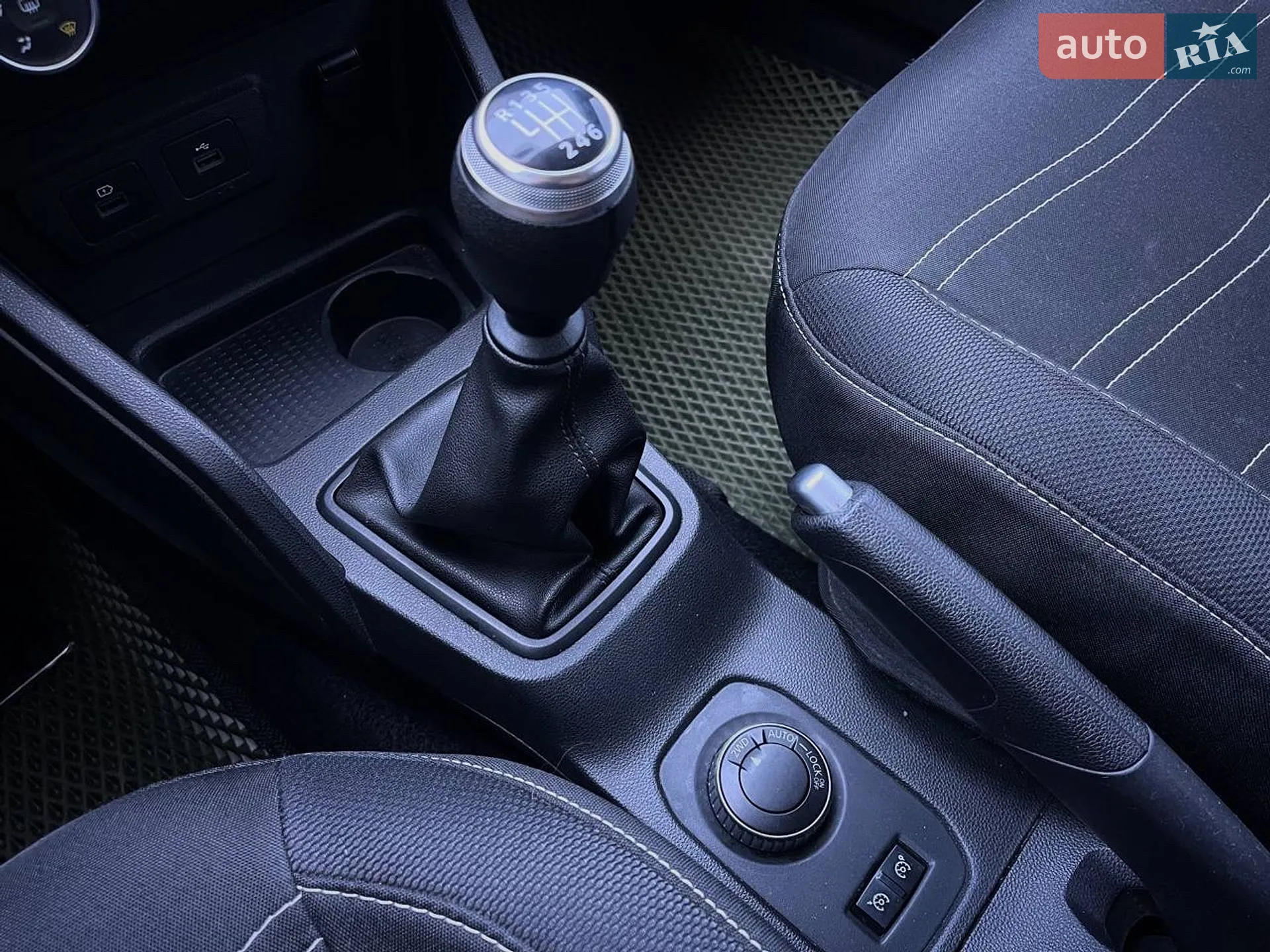 2021 Renault Duster - мініатюра 9