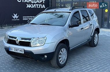 Позашляховик / Кросовер Renault Duster 2011 в Полтаві
