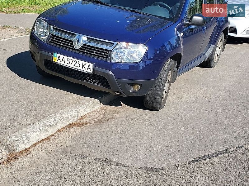 2010 Renault Duster, VIN VF1HSRC8543790195:plate — фото 1 (autoria)