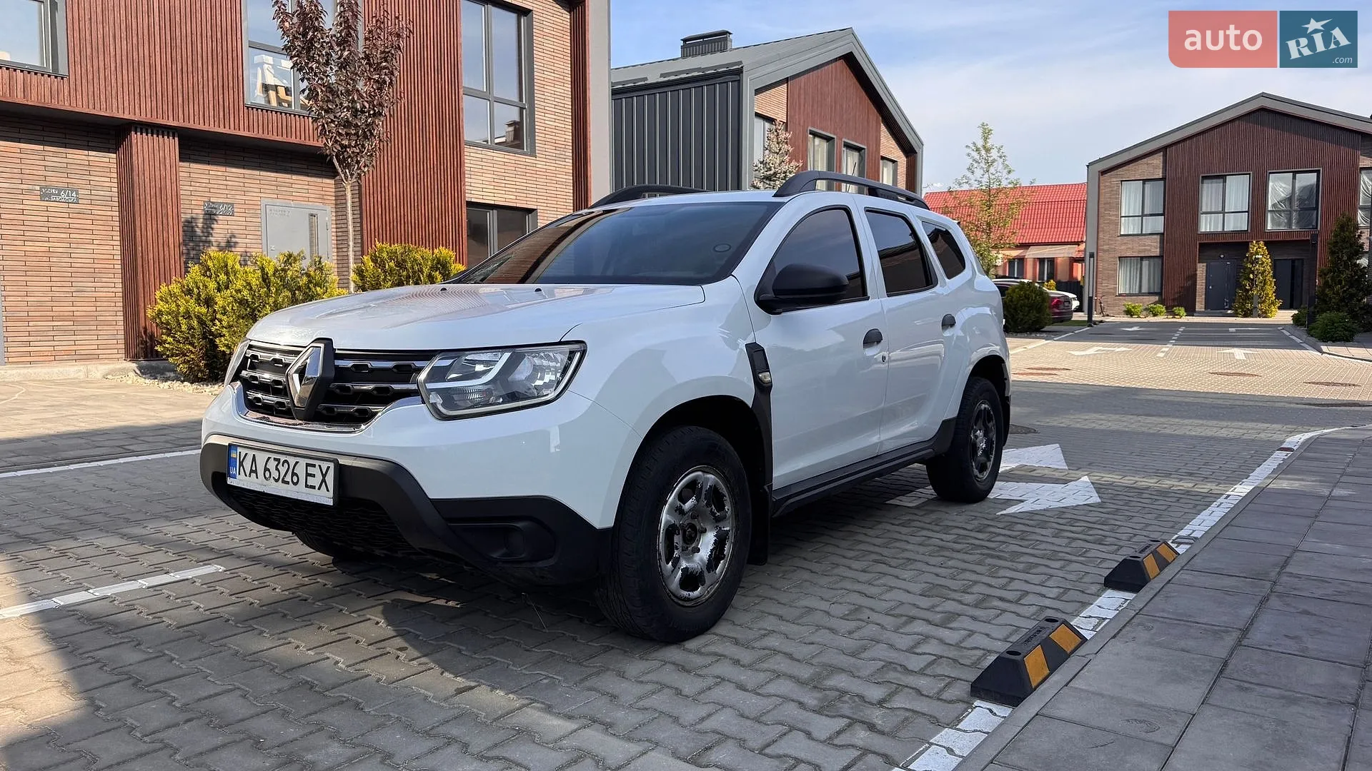 2021 Renault Duster - мініатюра 2