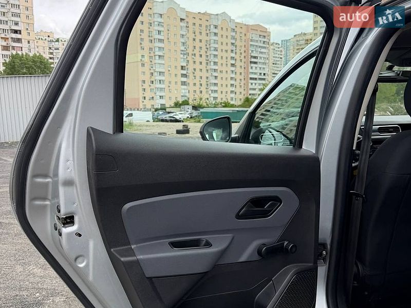Внедорожник / Кроссовер Renault Duster 2021 в Киеве
