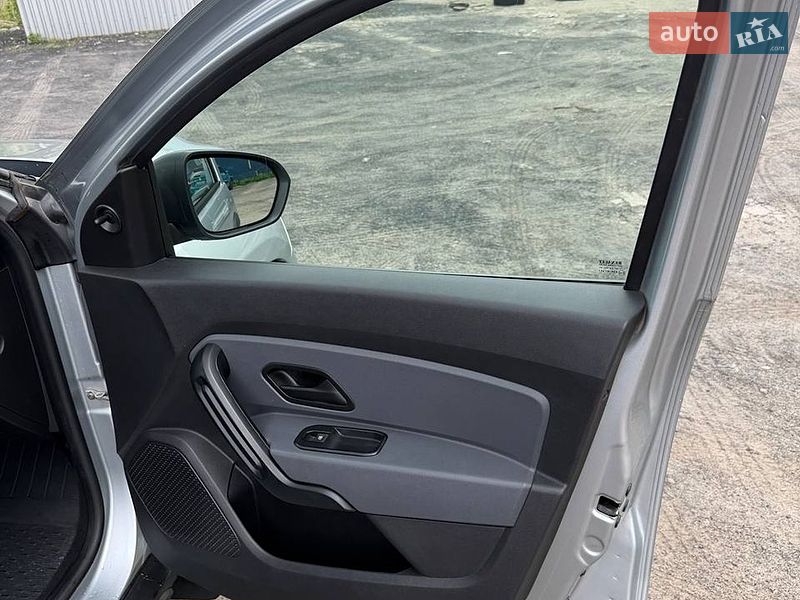 Внедорожник / Кроссовер Renault Duster 2021 в Киеве