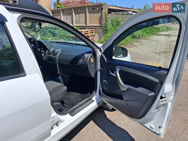 Внедорожник / Кроссовер Renault Duster 2012 в Белой Церкви
