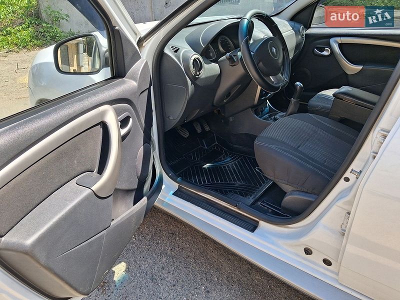Внедорожник / Кроссовер Renault Duster 2012 в Белой Церкви
