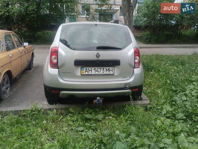 Внедорожник / Кроссовер Renault Duster 2010 в Славянске