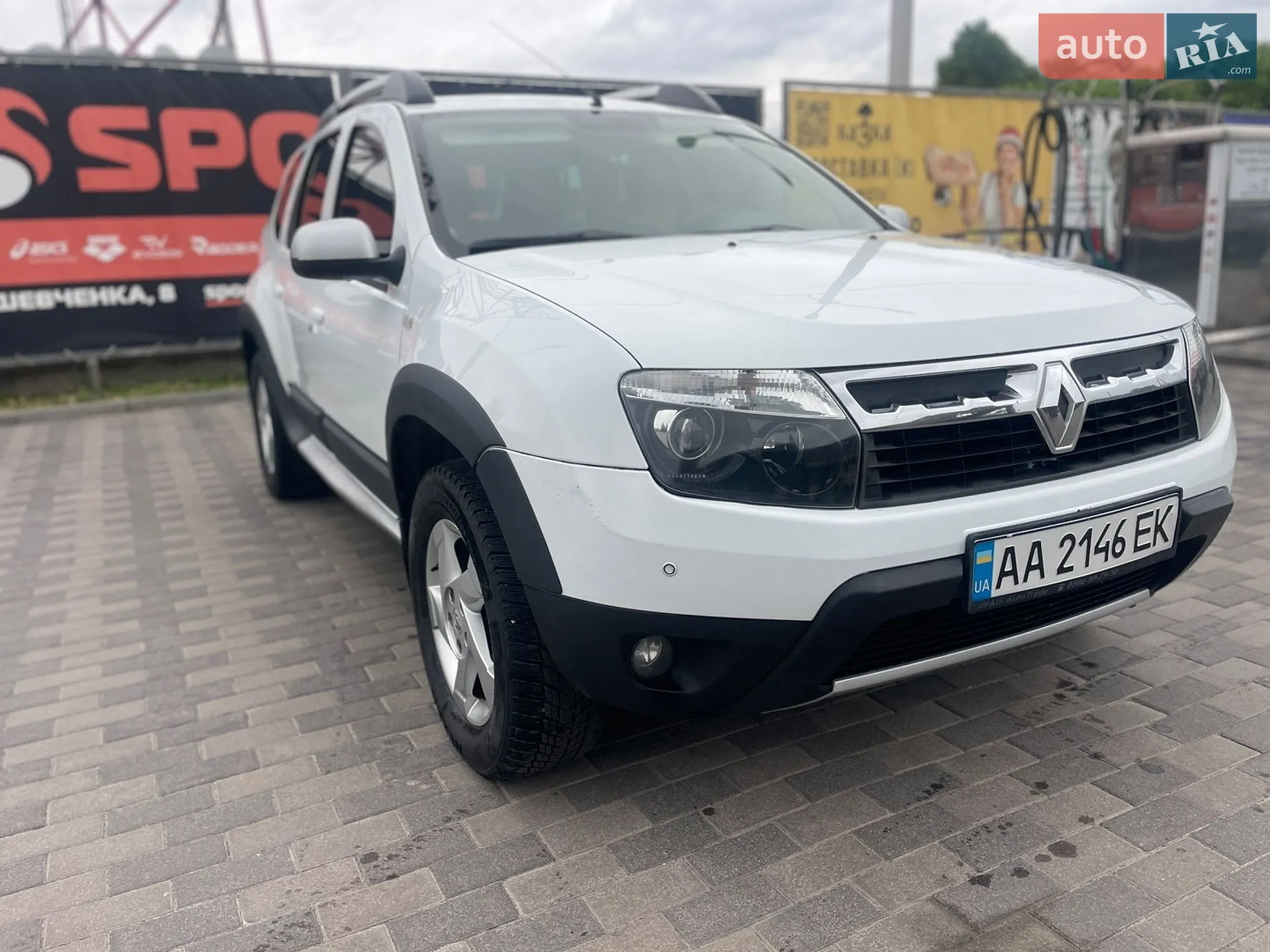 2010 Renault Duster - мініатюра 3