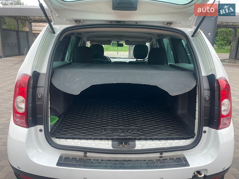Внедорожник / Кроссовер Renault Duster 2010 в Лубнах