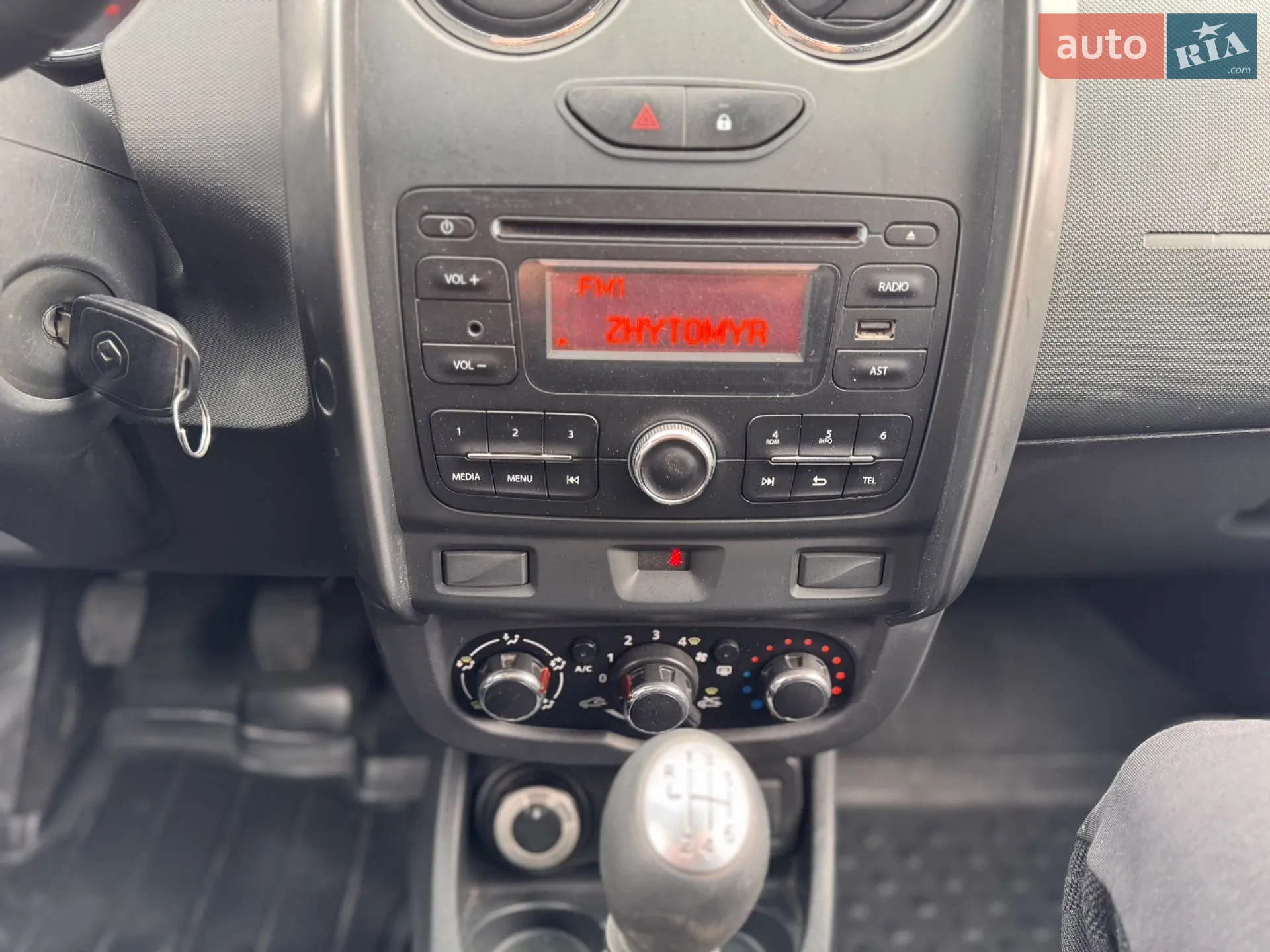 2017 Renault Duster - мініатюра 15