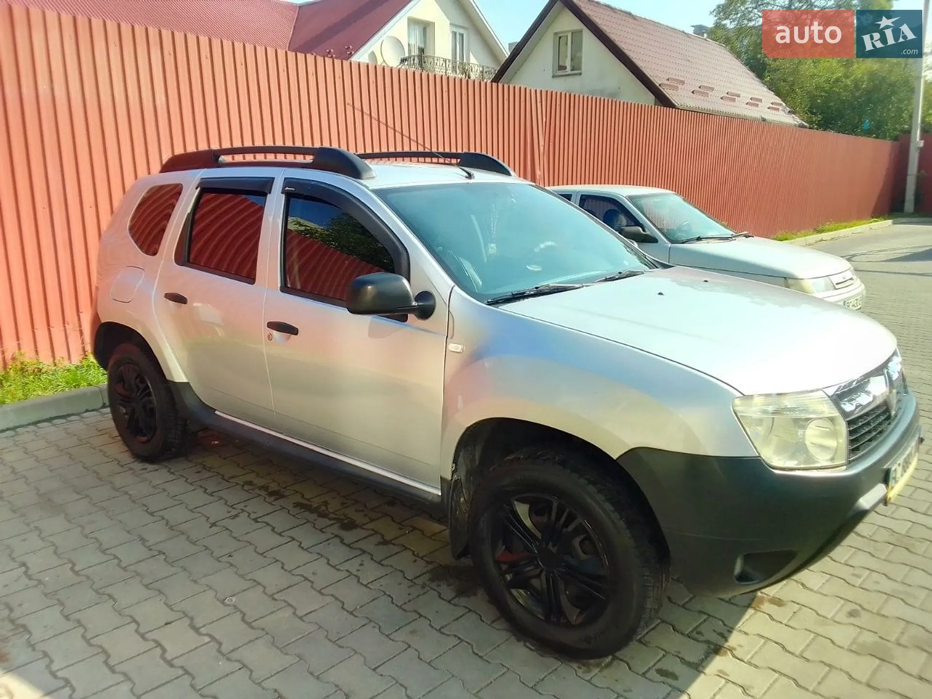 2010 Renault Duster - мініатюра 2