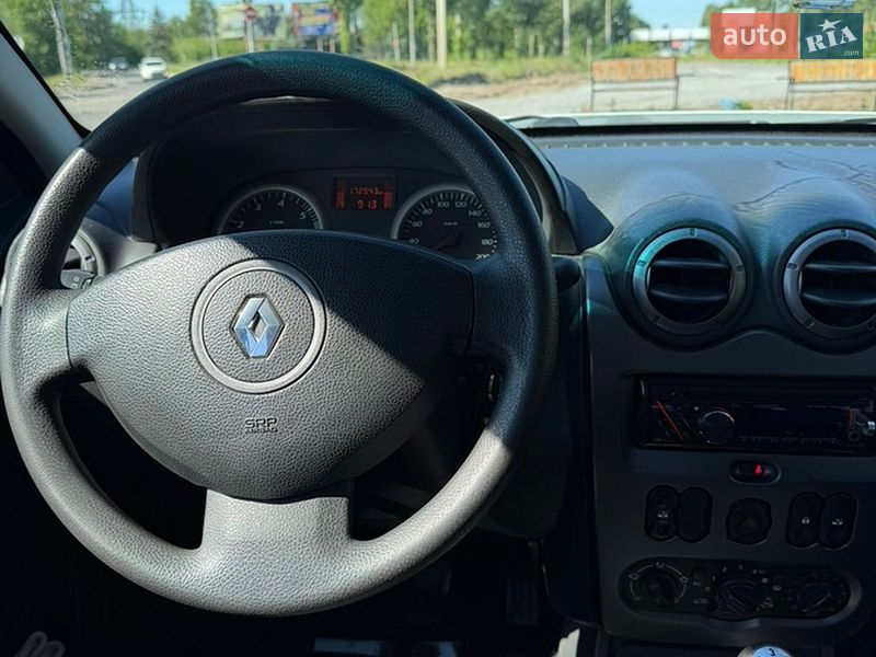 Позашляховик / Кросовер Renault Duster 2013 в Кам'янському