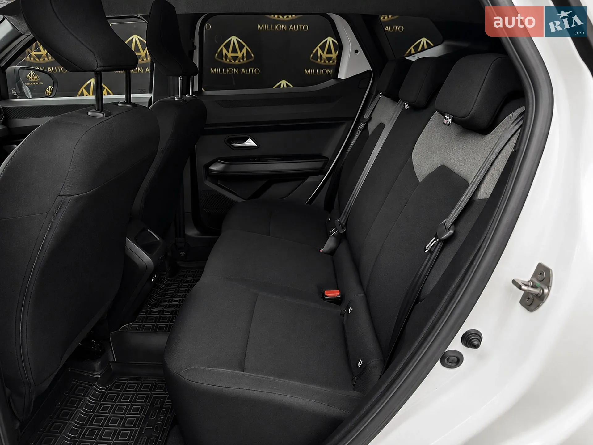 2025 Renault Duster - мініатюра 11