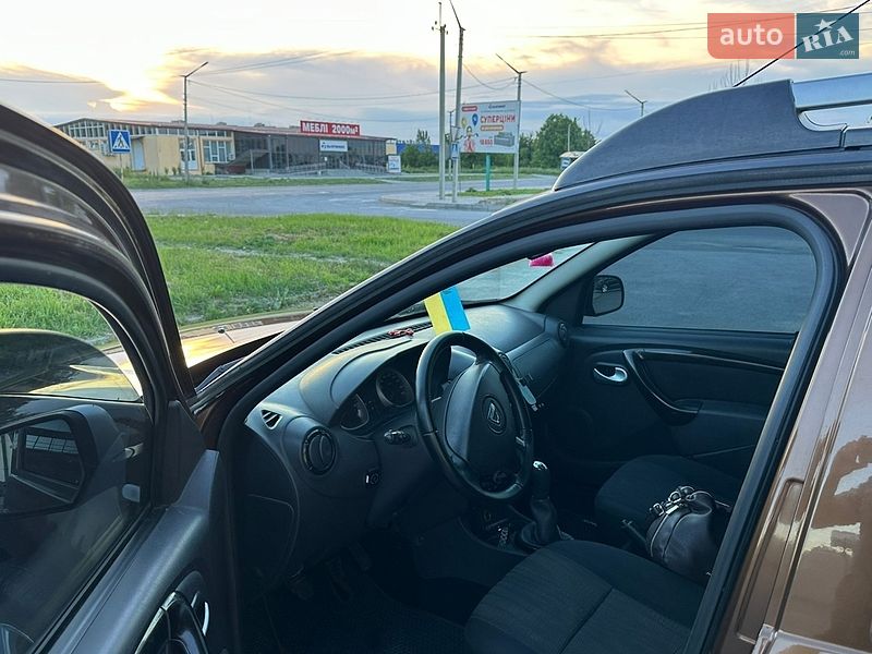 Внедорожник / Кроссовер Renault Duster 2010 в Борщеве фото 11 Внедорожник / Кроссовер Renault Duster 2010 в Борщеве