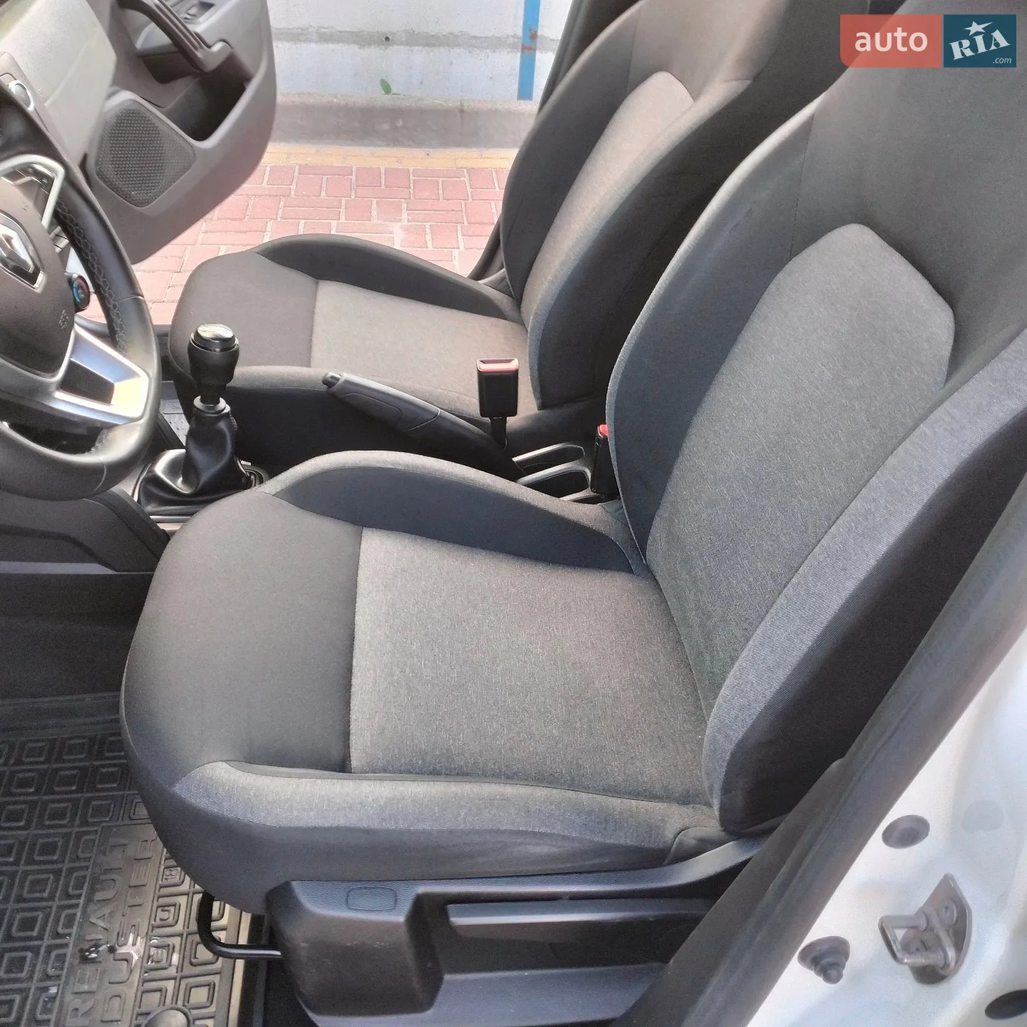 2023 Renault Duster - мініатюра 9