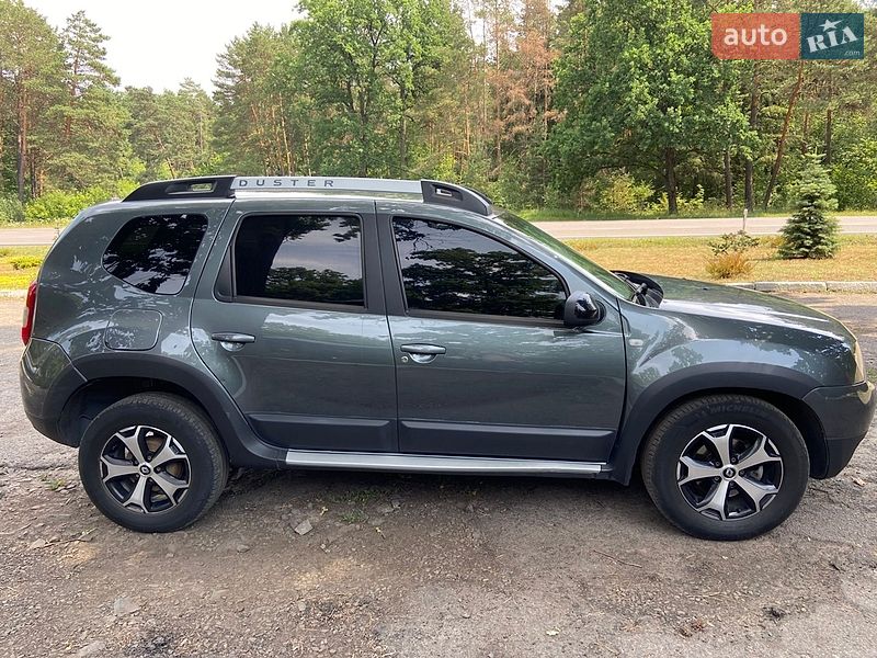 Внедорожник / Кроссовер Renault Duster 2017 в Луцке