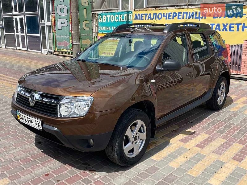 Внедорожник / Кроссовер Renault Duster 2010 в Знаменке