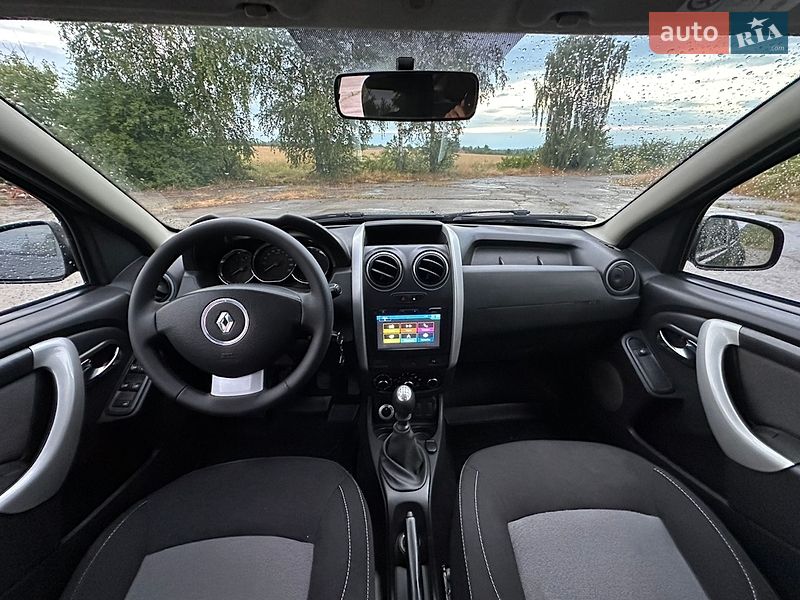 Внедорожник / Кроссовер Renault Duster 2016 в Деражне