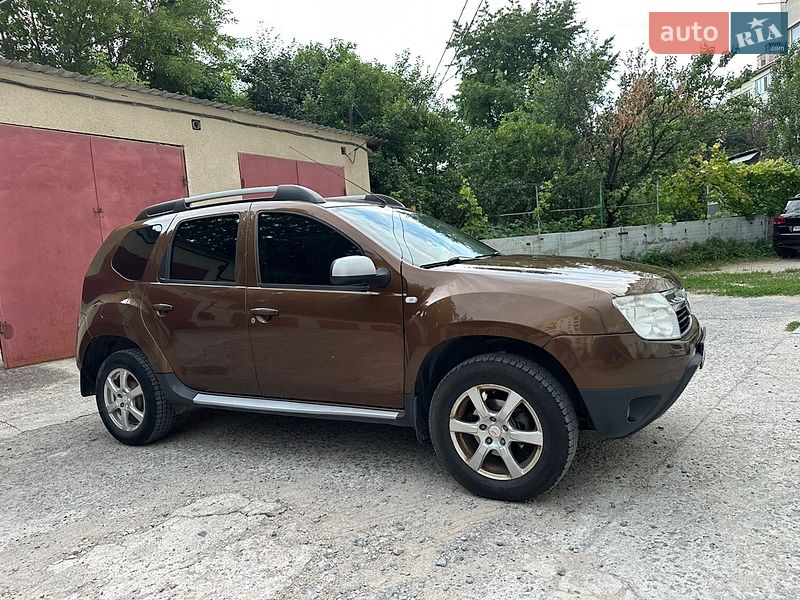 Внедорожник / Кроссовер Renault Duster 2010 в Каменец-Подольском