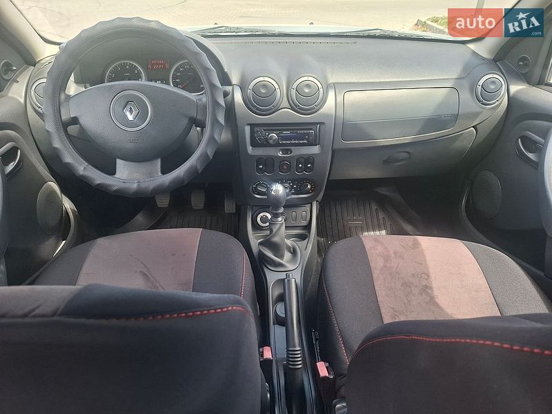 Внедорожник / Кроссовер Renault Duster 2013 в Черкассах фото 28 Внедорожник / Кроссовер Renault Duster 2013 в Черкассах