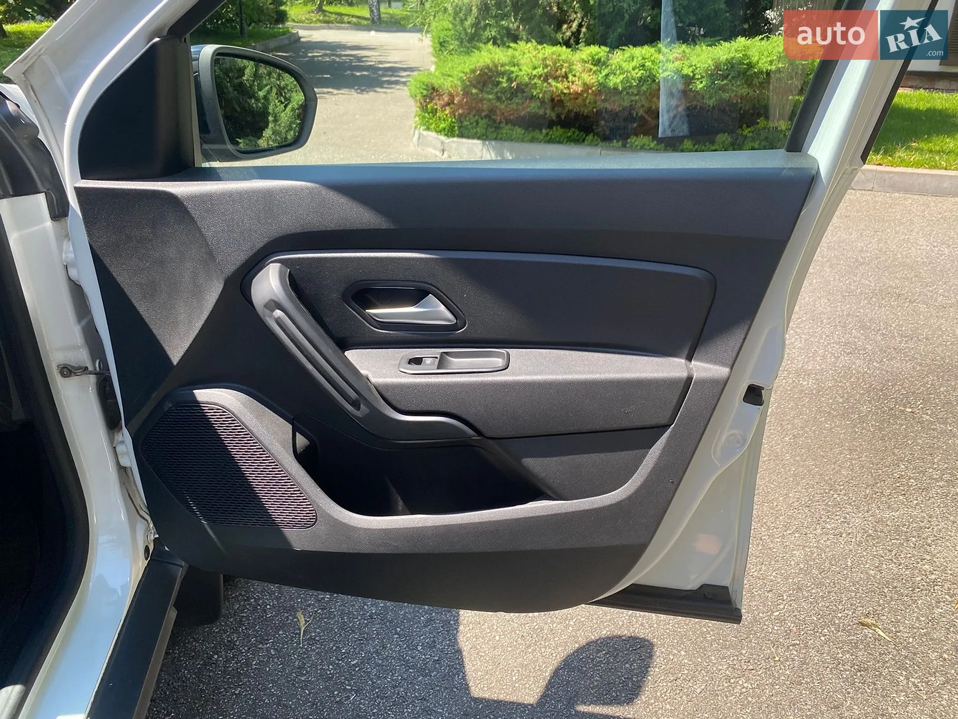 2021 Renault Duster - мініатюра 12