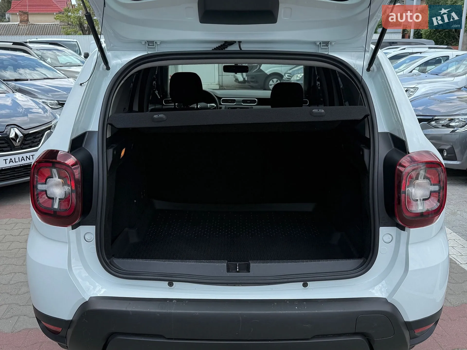2020 Renault Duster - мініатюра 7