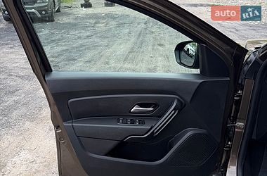 Позашляховик / Кросовер Renault Duster 2021 в Києві