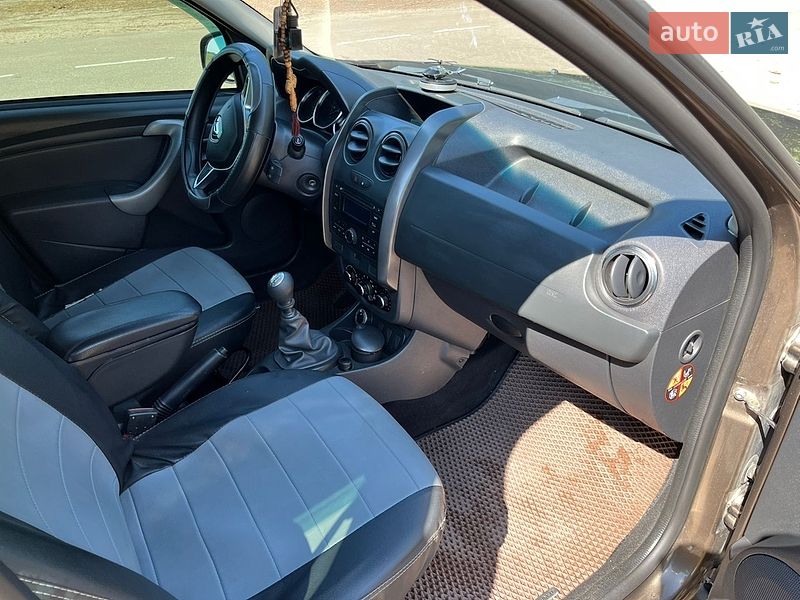 Внедорожник / Кроссовер Renault Duster 2017 в Конотопе