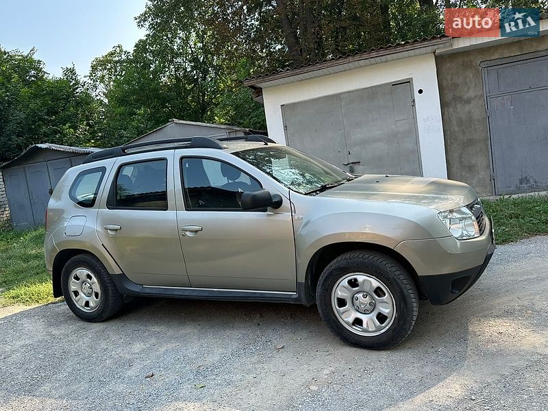 Внедорожник / Кроссовер Renault Duster 2011 в Борщеве