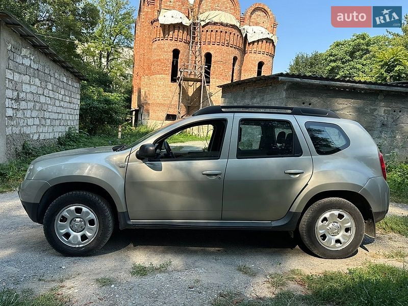 Внедорожник / Кроссовер Renault Duster 2011 в Борщеве