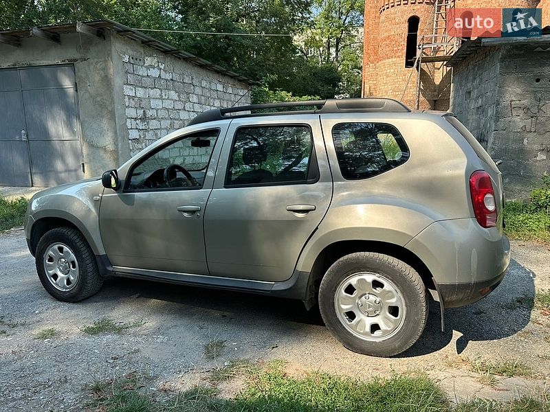 Внедорожник / Кроссовер Renault Duster 2011 в Борщеве
