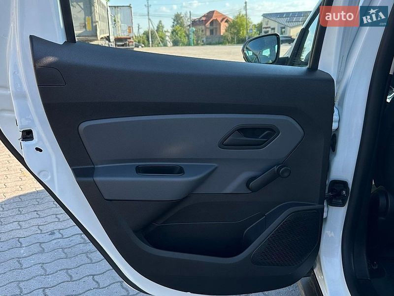 Внедорожник / Кроссовер Renault Duster 2023 в Городке