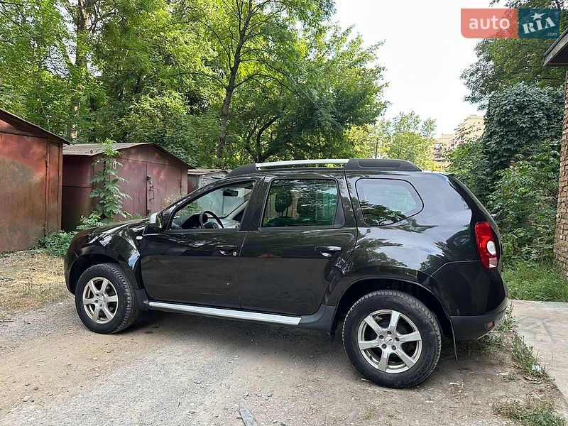 Внедорожник / Кроссовер Renault Duster 2010 в Каменец-Подольском