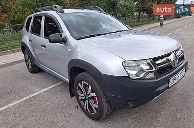 Внедорожник / Кроссовер Renault Duster 2017 в Самаре