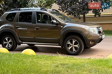 Внедорожник / Кроссовер Renault Duster 2017 в Киеве