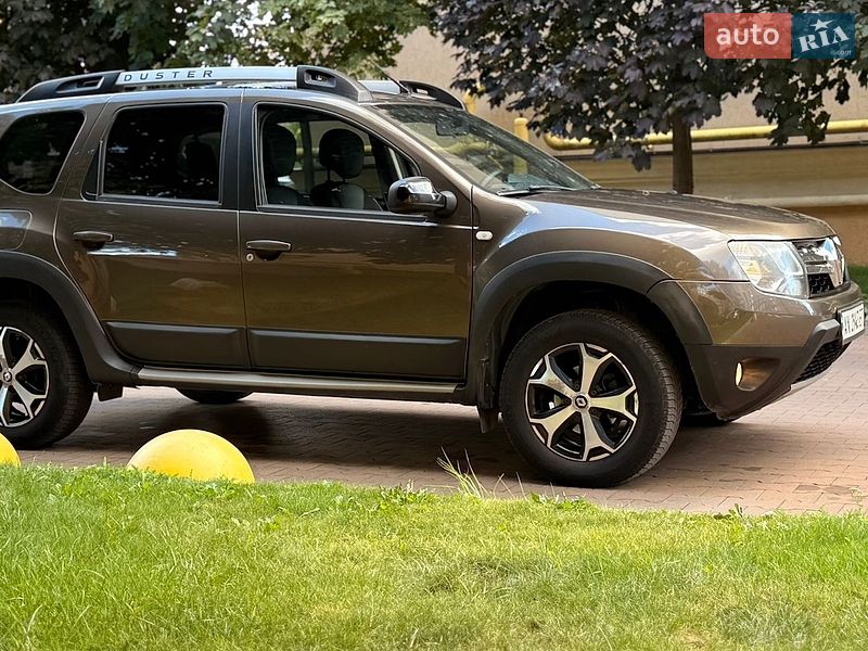 Внедорожник / Кроссовер Renault Duster 2017 в Киеве