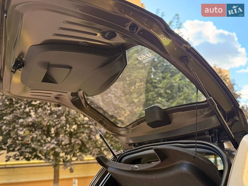 Внедорожник / Кроссовер Renault Duster 2017 в Киеве
