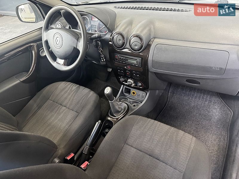 Внедорожник / Кроссовер Renault Duster 2011 в Киеве