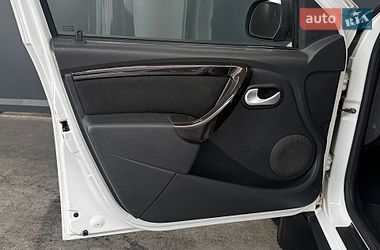 Внедорожник / Кроссовер Renault Duster 2011 в Киеве