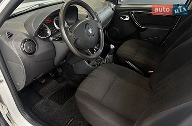Внедорожник / Кроссовер Renault Duster 2011 в Киеве