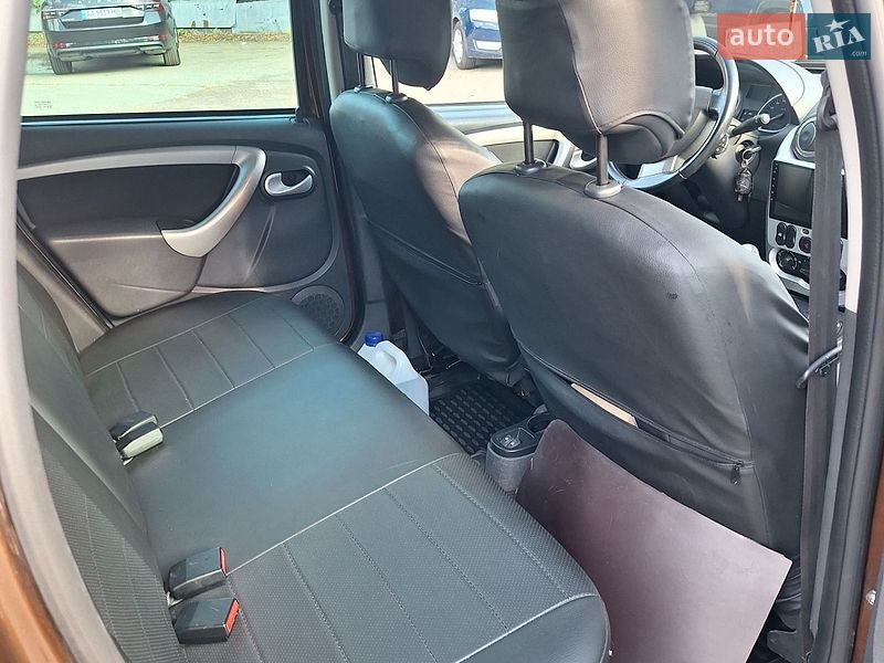 Позашляховик / Кросовер Renault Duster 2013 в Києві