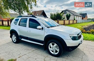 Позашляховик / Кросовер Renault Duster 2014 в Ромнах