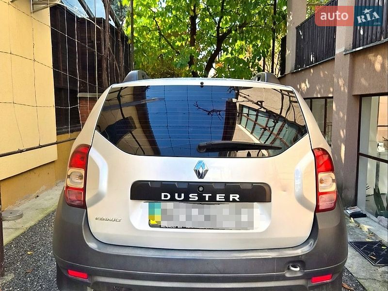 Внедорожник / Кроссовер Renault Duster 2015 в Ужгороде