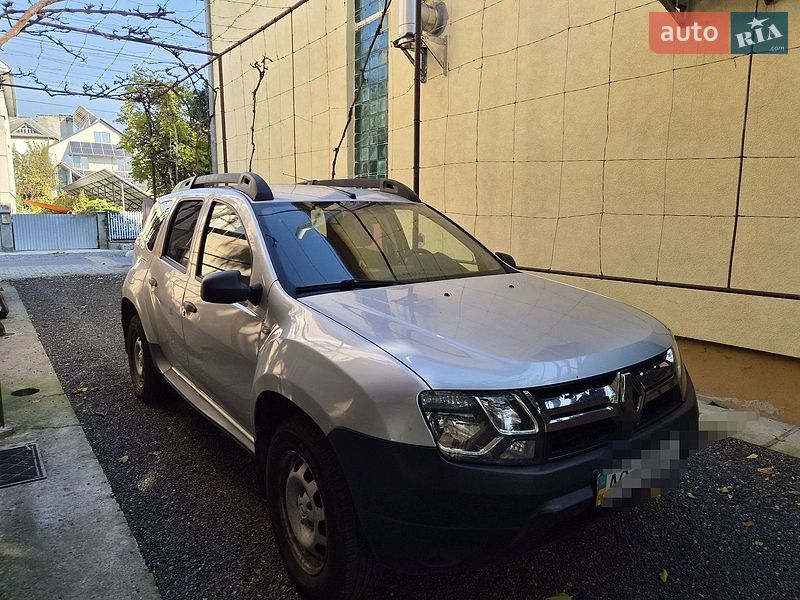 Внедорожник / Кроссовер Renault Duster 2015 в Ужгороде