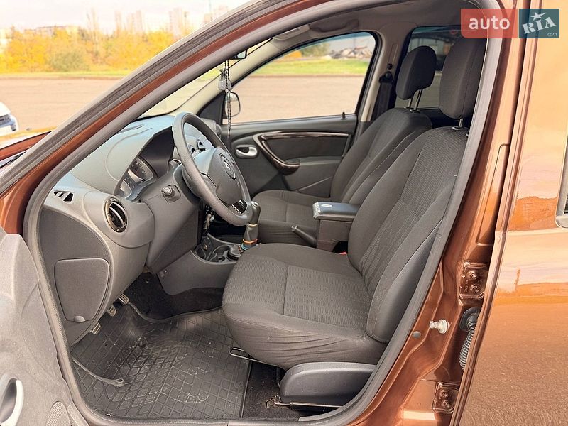 Внедорожник / Кроссовер Renault Duster 2011 в Кривом Роге