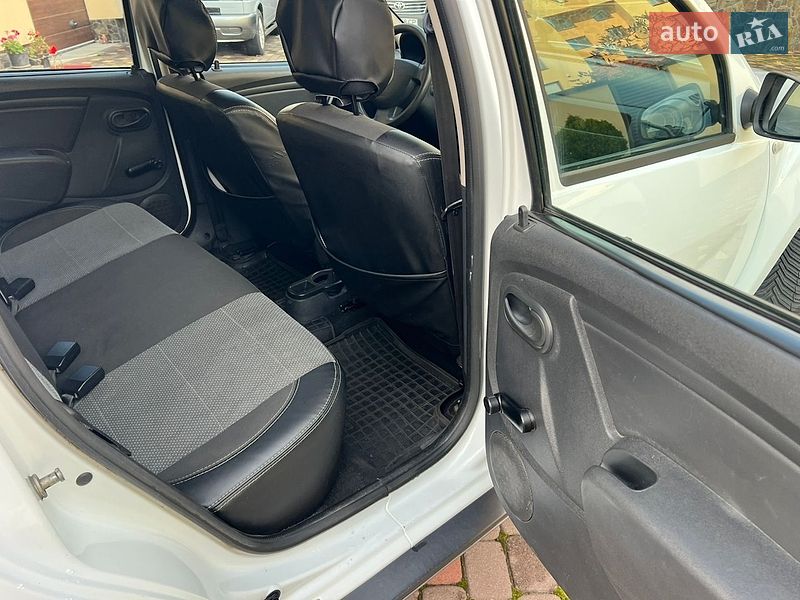 Внедорожник / Кроссовер Renault Duster 2012 в Львове