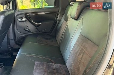 Позашляховик / Кросовер Renault Duster 2011 в Дніпрі