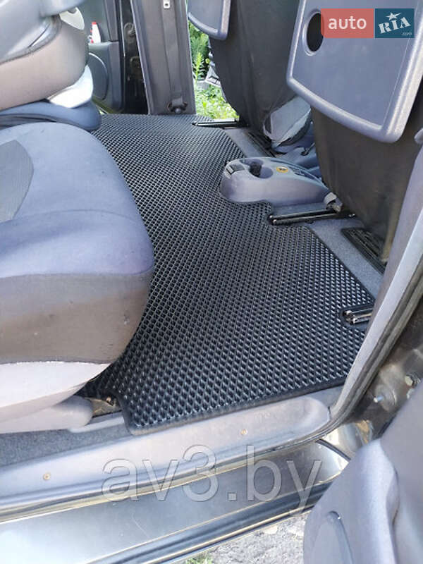 Мінівен Renault Espace 2000 в Костопілі