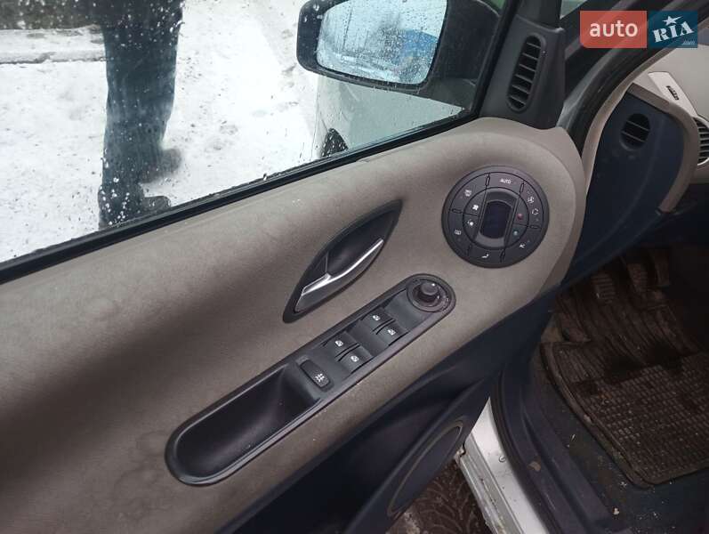 Минивэн Renault Espace 2005 в Житомире