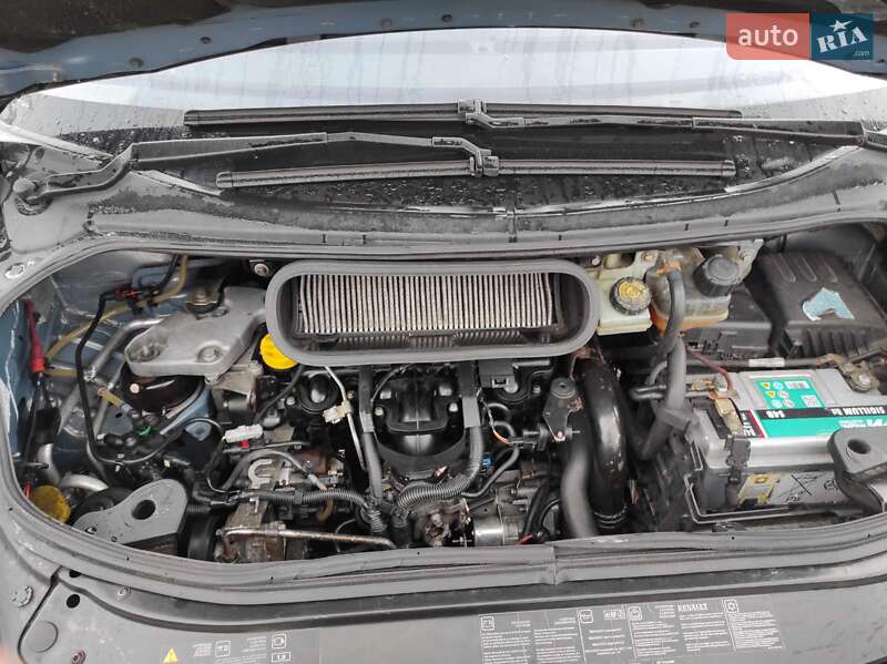 Минивэн Renault Espace 2002 в Черновцах