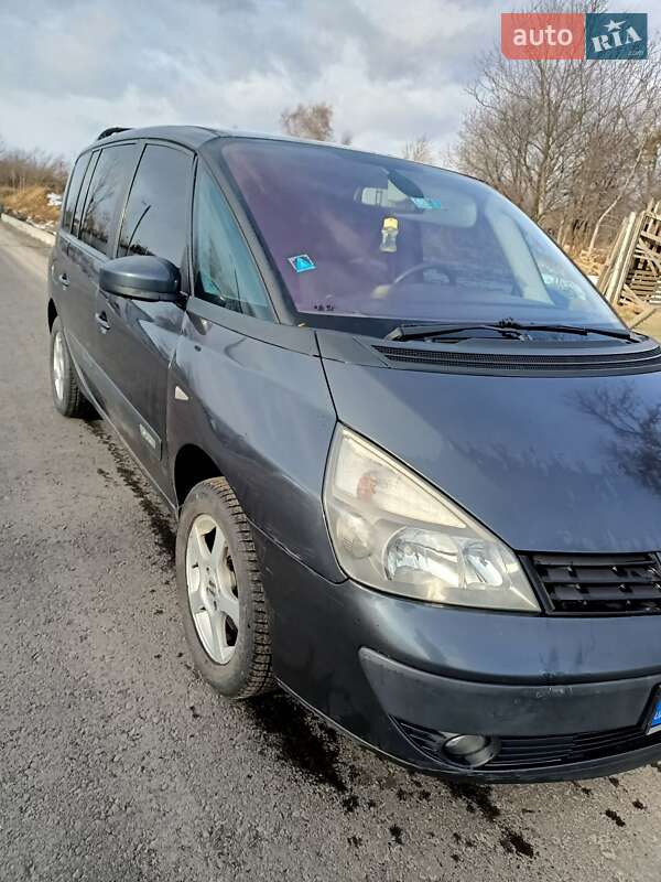 Минивэн Renault Espace 2004 в Калуше
